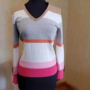 Tommy Hilfiger Women's Sweater Size Small